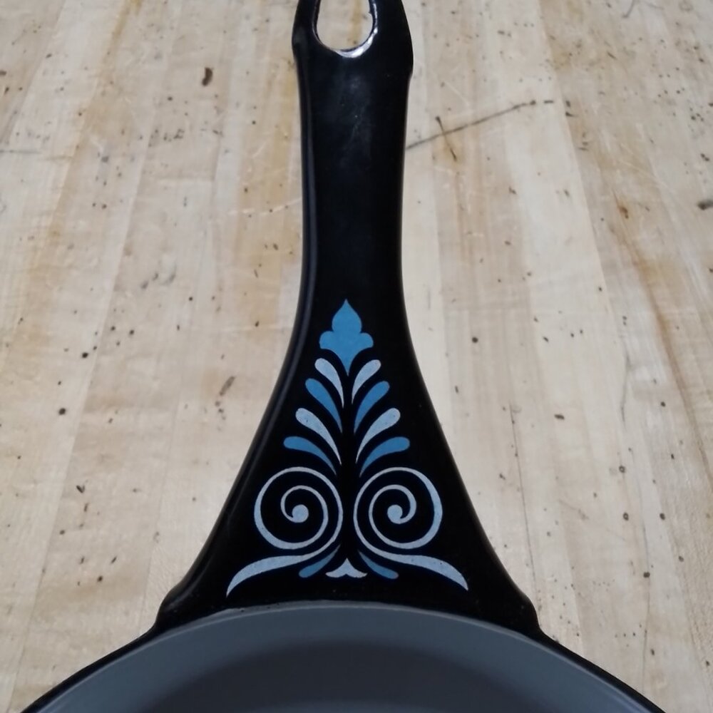 Vintage Enamel Pan Teal Paisley Retro Cookware 9 inch Skillet NOS - Picture 5 of 5